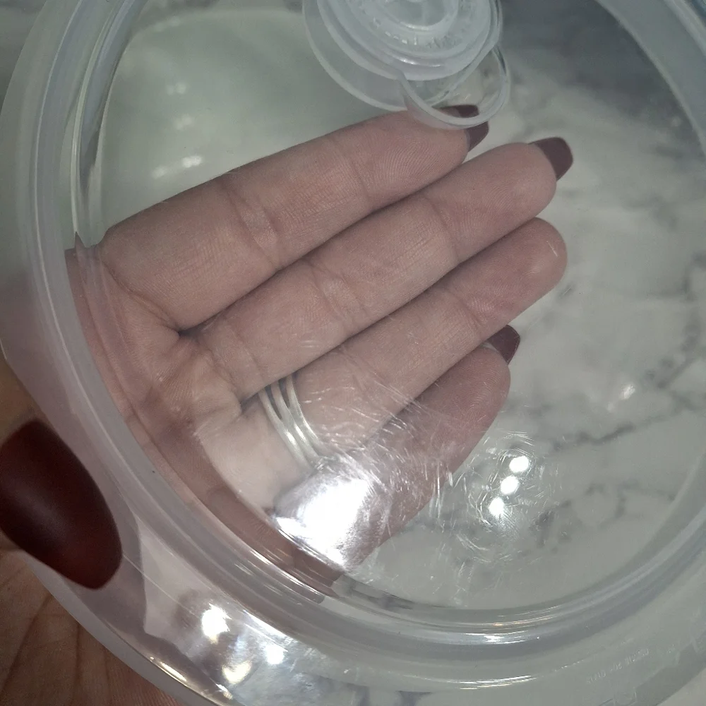 Hello Kitty Food Storage Bowl